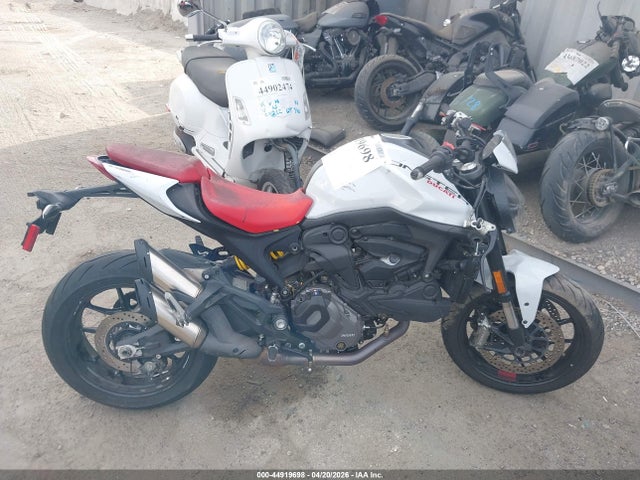 2024 Ducati Monster მანქანა იყიდება აუქციონზე, vin: ZDMMAMDT9RB009649, აუქციონის ნომერი: 44919698