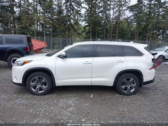 Toyota Highlander Limited Platinum 2017 5TDDZRFH1HS436955 Image 15