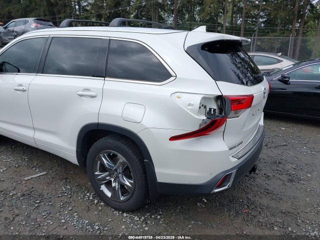 Toyota Highlander Limited Platinum 2017 5TDDZRFH1HS436955 Image 6