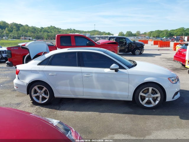Продаж на аукціоні авто 2016 Audi A3 1.8t Premium, vin: WAUA7GFF0G1051164, номер лоту: 44919816