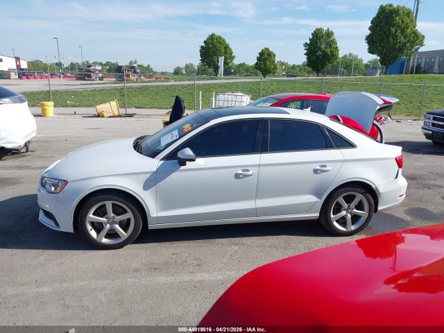 Продаж на аукціоні авто 2016 Audi A3 1.8t Premium, vin: WAUA7GFF0G1051164, номер лоту: 44919816