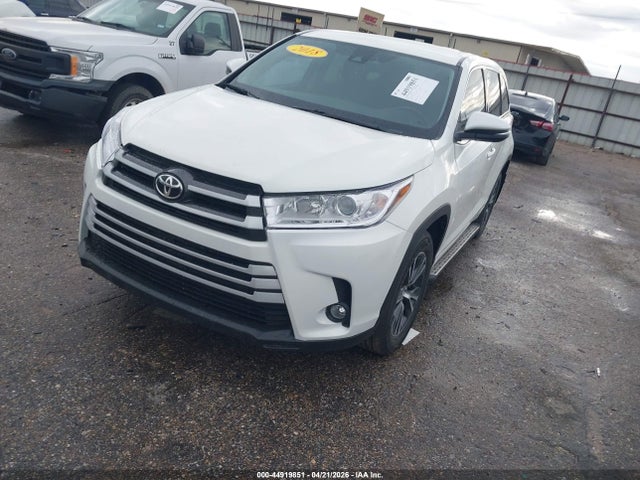 2018 TOYOTA HIGHLANDER 5TDZZRFH7JS276334 Photo 1
