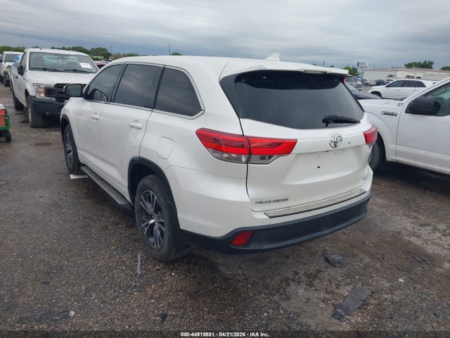2018 TOYOTA HIGHLANDER 5TDZZRFH7JS276334 Photo 2