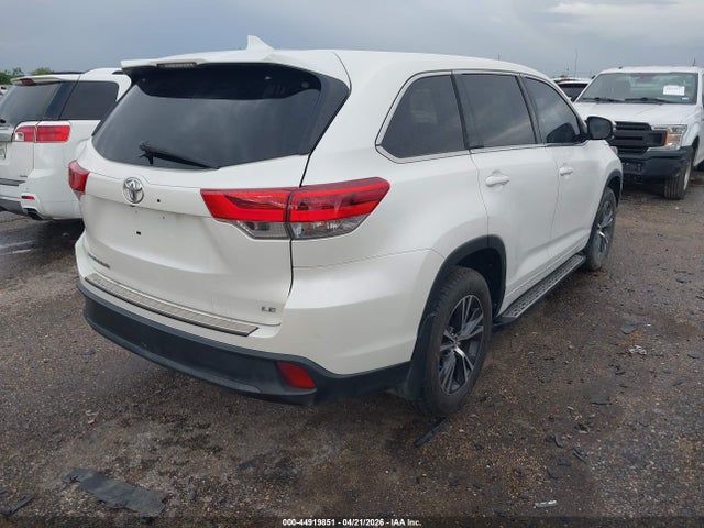 2018 TOYOTA HIGHLANDER 5TDZZRFH7JS276334 Photo 3
