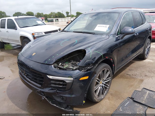 Продаж на аукціоні авто 2017 Porsche Cayenne S, vin: WP1AB2A20HLA52618, номер лоту: 44919930
