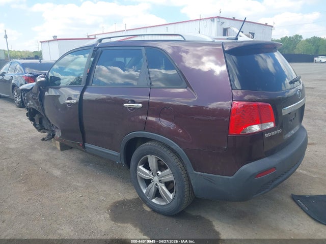 2013 Kia Sorento Ex V6 მანქანა იყიდება აუქციონზე, vin: 5XYKUDA24DG318739, აუქციონის ნომერი: 44919949
