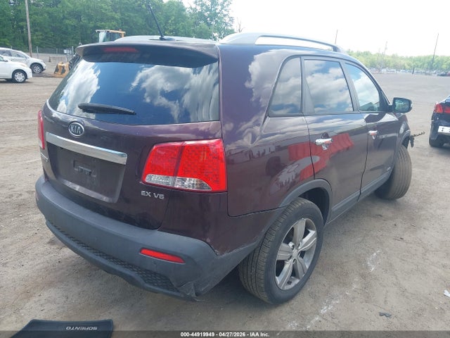 2013 Kia Sorento Ex V6 მანქანა იყიდება აუქციონზე, vin: 5XYKUDA24DG318739, აუქციონის ნომერი: 44919949