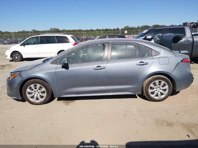 5YFEPMAE1NP347272 Toyota COROLLA LE