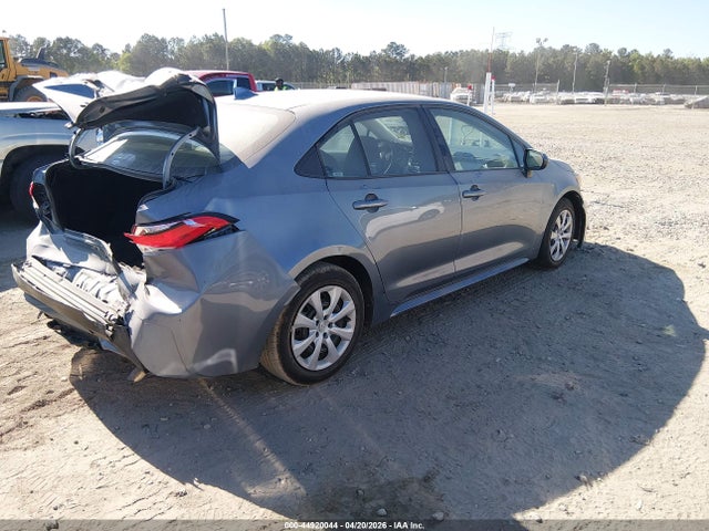 Toyota COROLLA LE 2022 5YFEPMAE1NP347272 Image 4