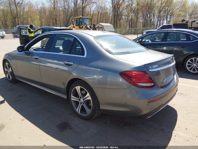 Aukcja sprzedaży 2017 Mercedes-benz E 300 4matic, vin: WDDZF4KB9HA109550, numer aukcji: 44920162