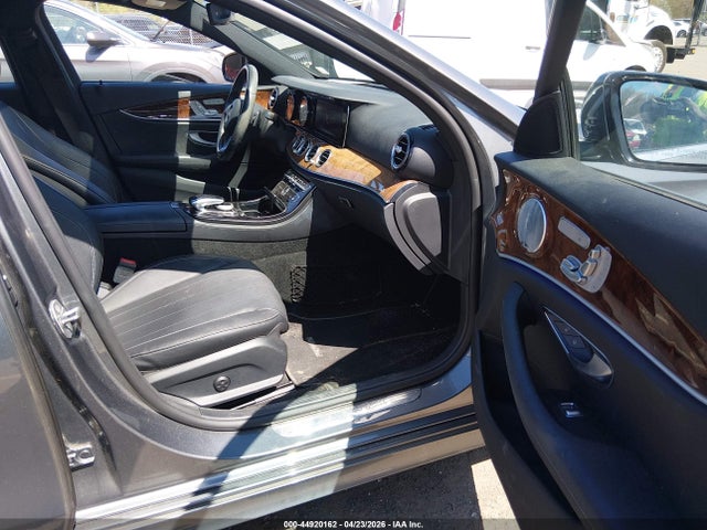Aukcja sprzedaży 2017 Mercedes-benz E 300 4matic, vin: WDDZF4KB9HA109550, numer aukcji: 44920162