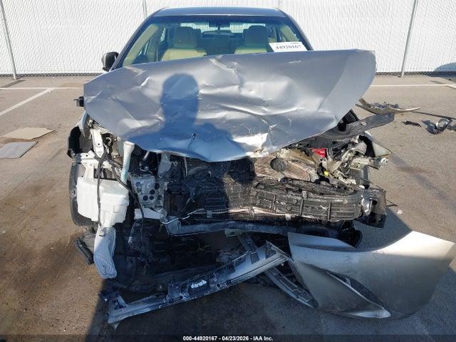 44920167 :رقم المزاد ، 4T1BF1FK4HU686162 vin ، 2017 Toyota Camry Le مزاد بيع