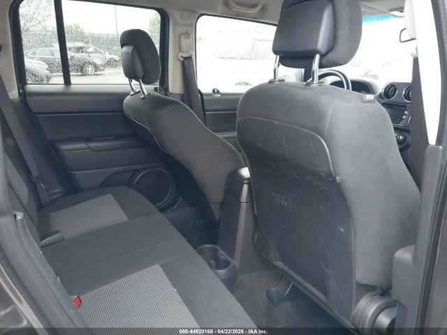 1C4NJRBB2HD144837 Jeep Patriot Sport 4x4