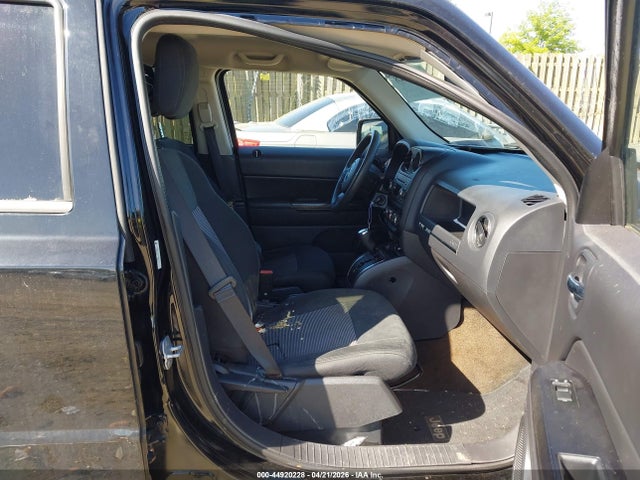 2014 Jeep Patriot Sport მანქანა იყიდება აუქციონზე, vin: 1C4NJPBA7ED645133, აუქციონის ნომერი: 44920228