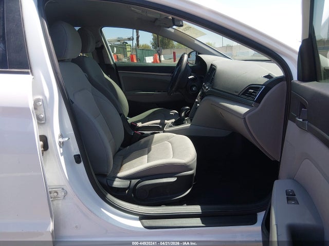 Hyundai ELANTRA SE 2017 5NPD84LF5HH024911 Image 5