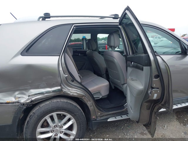 Продажа на аукционе авто 2014 Kia Sorento Lx, vin: 5XYKT3A68EG439291, номер лота: 44920251
