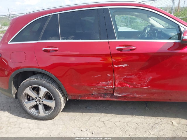 2022 Mercedes-benz Glc 300 4matic Suv მანქანა იყიდება აუქციონზე, vin: W1N0G8EB8NV350077, აუქციონის ნომერი: 44920254