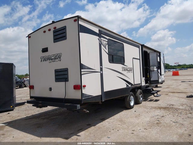 44920291 :رقم المزاد ، 5ZT2TRWBXJB513130 vin ، 2018 Forest River Tracer M-3130rkd مزاد بيع