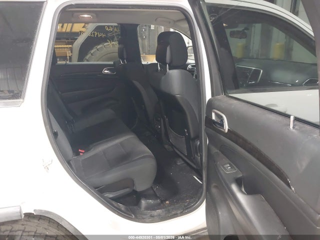 Продаж на аукціоні авто 2012 Jeep Grand Cherokee Laredo, vin: 1C4RJFAG3CC149198, номер лоту: 44920301
