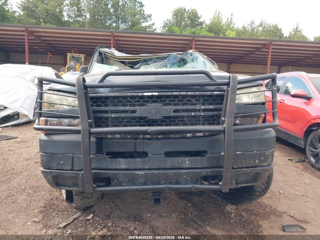 Продажа на аукционе авто 2005 Chevrolet Silverado 2500hd Ls, vin: 1GCHK23205F850883, номер лота: 44920328