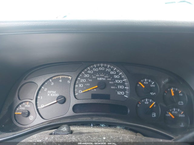 Продажа на аукционе авто 2005 Chevrolet Silverado 2500hd Ls, vin: 1GCHK23205F850883, номер лота: 44920328