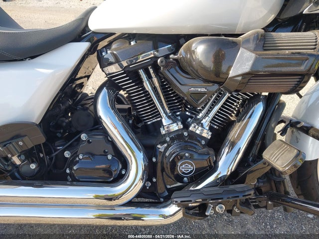 Harley-Davidson FLTRX 2024 1HD1KH710RB643718 Image 8