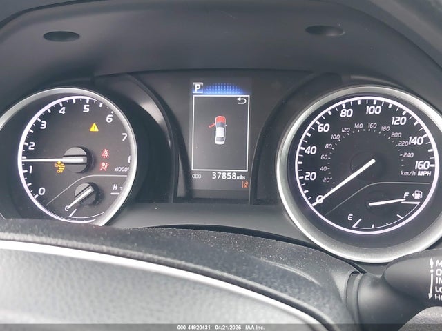 Продаж на аукціоні авто 2021 Toyota Camry Le, vin: 4T1C11AKXMU604181, номер лоту: 44920431