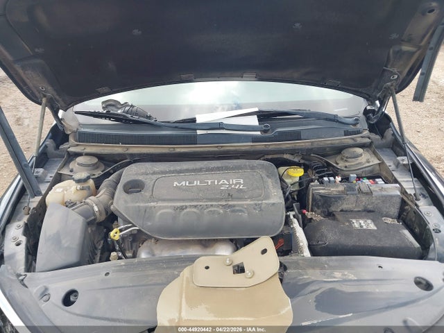 2016 Chrysler 200 Limited მანქანა იყიდება აუქციონზე, vin: 1C3CCCAB3GN152166, აუქციონის ნომერი: 44920442