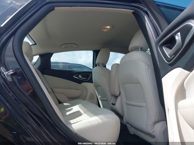 2016 Chrysler 200 Limited მანქანა იყიდება აუქციონზე, vin: 1C3CCCAB3GN152166, აუქციონის ნომერი: 44920442