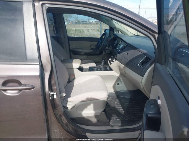 Продажа на аукционе авто 2016 Kia Sedona Lx, vin: KNDMB5C10G6185798, номер лота: 44920448
