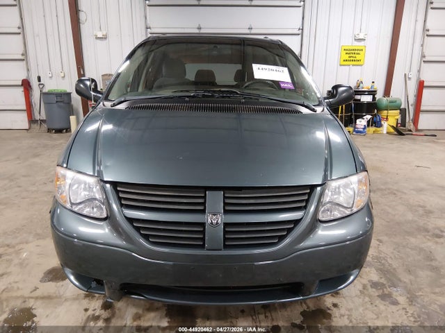 Продажа на аукционе авто 2006 Dodge Grand Caravan Se, vin: 1D4GP24R46B636208, номер лота: 44920462