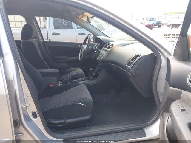 2004 Honda Accord 2.4 Lx მანქანა იყიდება აუქციონზე, vin: 1HGCM56384A053689, აუქციონის ნომერი: 44920465