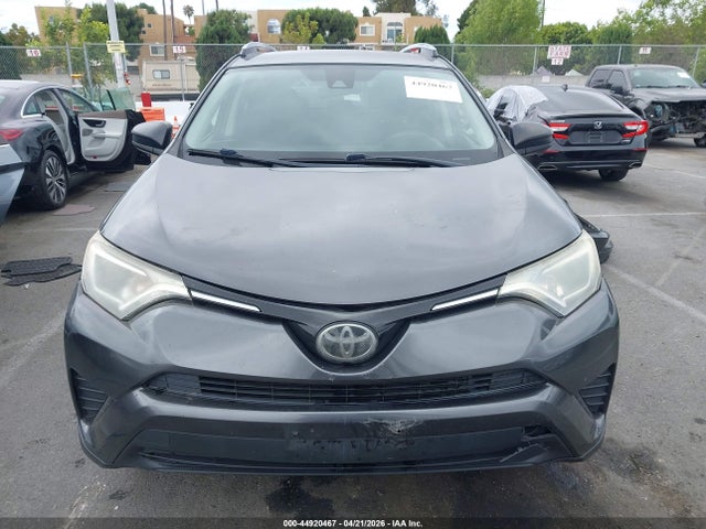 Toyota RAV4 LE 2017 JTMBFREV2HJ152173 Image 13