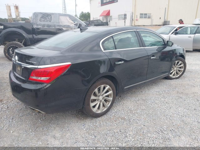 1G4GB5G3XGF175686 Buick Lacrosse Leather