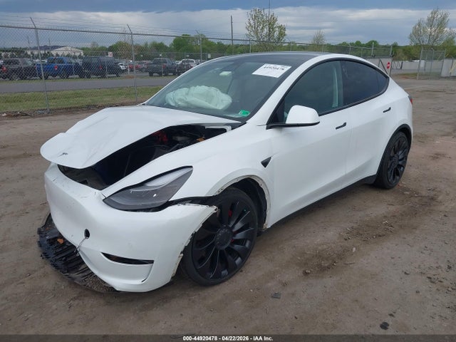 7SAYGDEF0NF448138 Tesla Model Y Performance Dual Motor All-wheel Drive