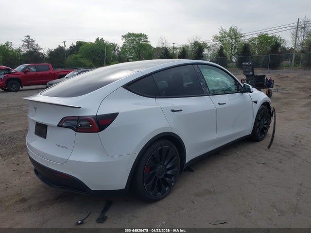 7SAYGDEF0NF448138 Tesla Model Y Performance Dual Motor All-wheel Drive