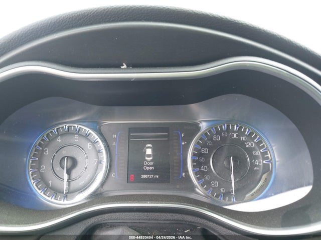 Продаж на аукціоні авто 2015 Chrysler 200 Limited, vin: 1C3CCCAB6FN622219, номер лоту: 44920494