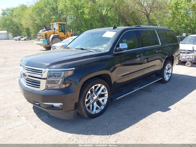 2015 Chevrolet Suburban 1500 Ltz მანქანა იყიდება აუქციონზე, vin: 1GNSKKKC1FR712132, აუქციონის ნომერი: 44920501