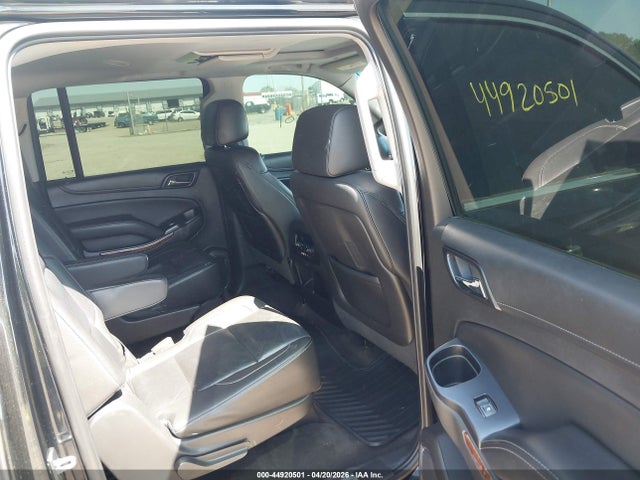 2015 Chevrolet Suburban 1500 Ltz მანქანა იყიდება აუქციონზე, vin: 1GNSKKKC1FR712132, აუქციონის ნომერი: 44920501
