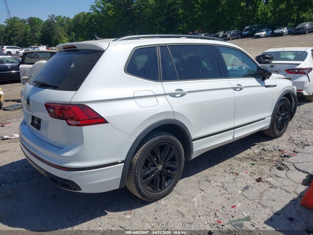 Aukcja sprzedaży 2022 Volkswagen Tiguan 2.0t Se R-line Black, vin: 3VVCB7AX5NM153748, numer aukcji: 44920567