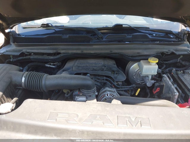 44920626 :رقم المزاد ، 1C6SRFDT7KN840876 vin ، 2019 Ram 1500 Laramie  4x4 6'4 Box مزاد بيع