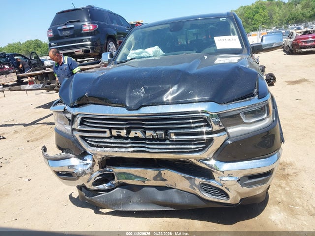 44920626 :رقم المزاد ، 1C6SRFDT7KN840876 vin ، 2019 Ram 1500 Laramie  4x4 6'4 Box مزاد بيع