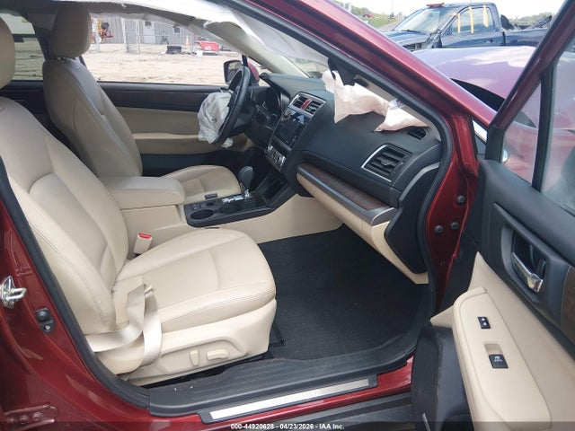 44920628 :رقم المزاد ، 4S4BSAKC5H3250159 vin ، 2017 Subaru Outback 2.5i Limited مزاد بيع