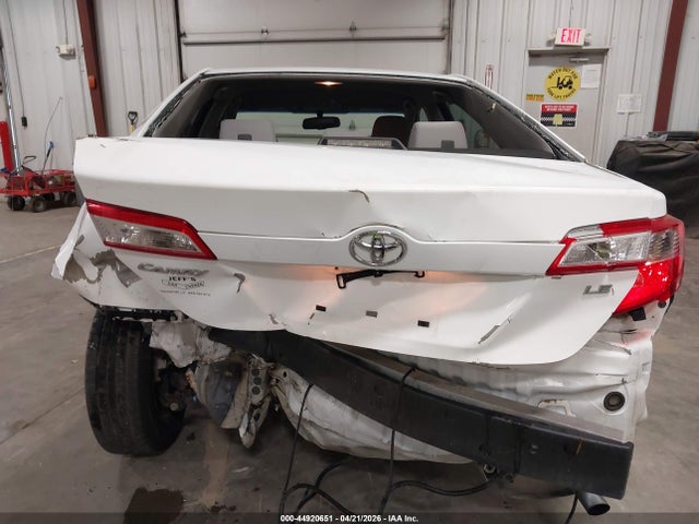 Продажа на аукционе авто 2013 Toyota Camry Le, vin: 4T4BF1FK1DR318117, номер лота: 44920651