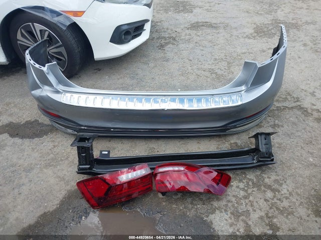 3VWGM7BU7RM060019 Volkswagen Jetta 1.5t Sel