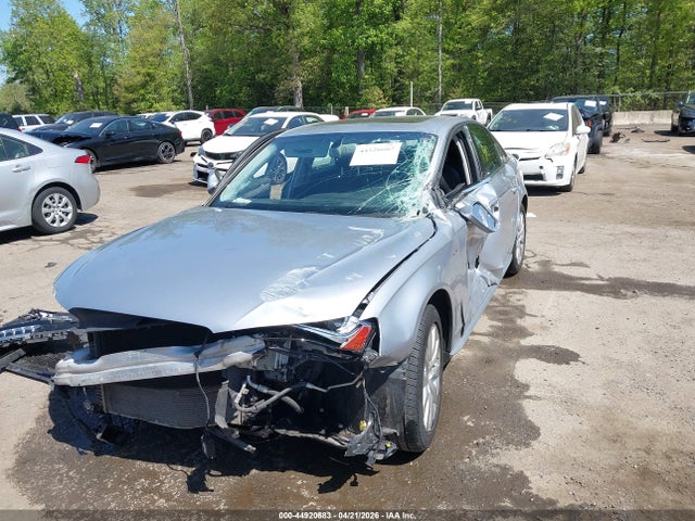 Продажа на аукционе авто 2015 Audi A4 2.0t Premium, vin: WAUBFAFL5FN002267, номер лота: 44920683