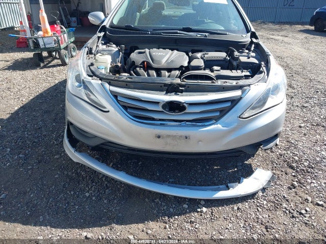 2014 Hyundai Sonata Gls მანქანა იყიდება აუქციონზე, vin: 5NPEB4AC5EH898556, აუქციონის ნომერი: 44920711