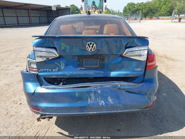 2015 Volkswagen Jetta 1.8t Se მანქანა იყიდება აუქციონზე, vin: 3VWD07AJ0FM357036, აუქციონის ნომერი: 44920712