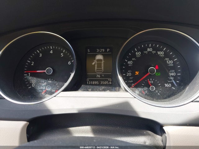 2015 Volkswagen Jetta 1.8t Se მანქანა იყიდება აუქციონზე, vin: 3VWD07AJ0FM357036, აუქციონის ნომერი: 44920712