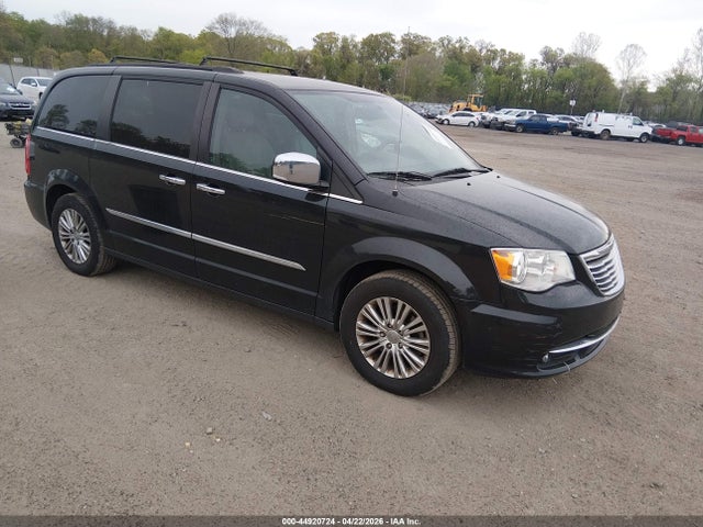 44920724 :رقم المزاد ، 2C4RC1CG4FR729727 vin ، 2015 Chrysler Town & Country Touring-l مزاد بيع